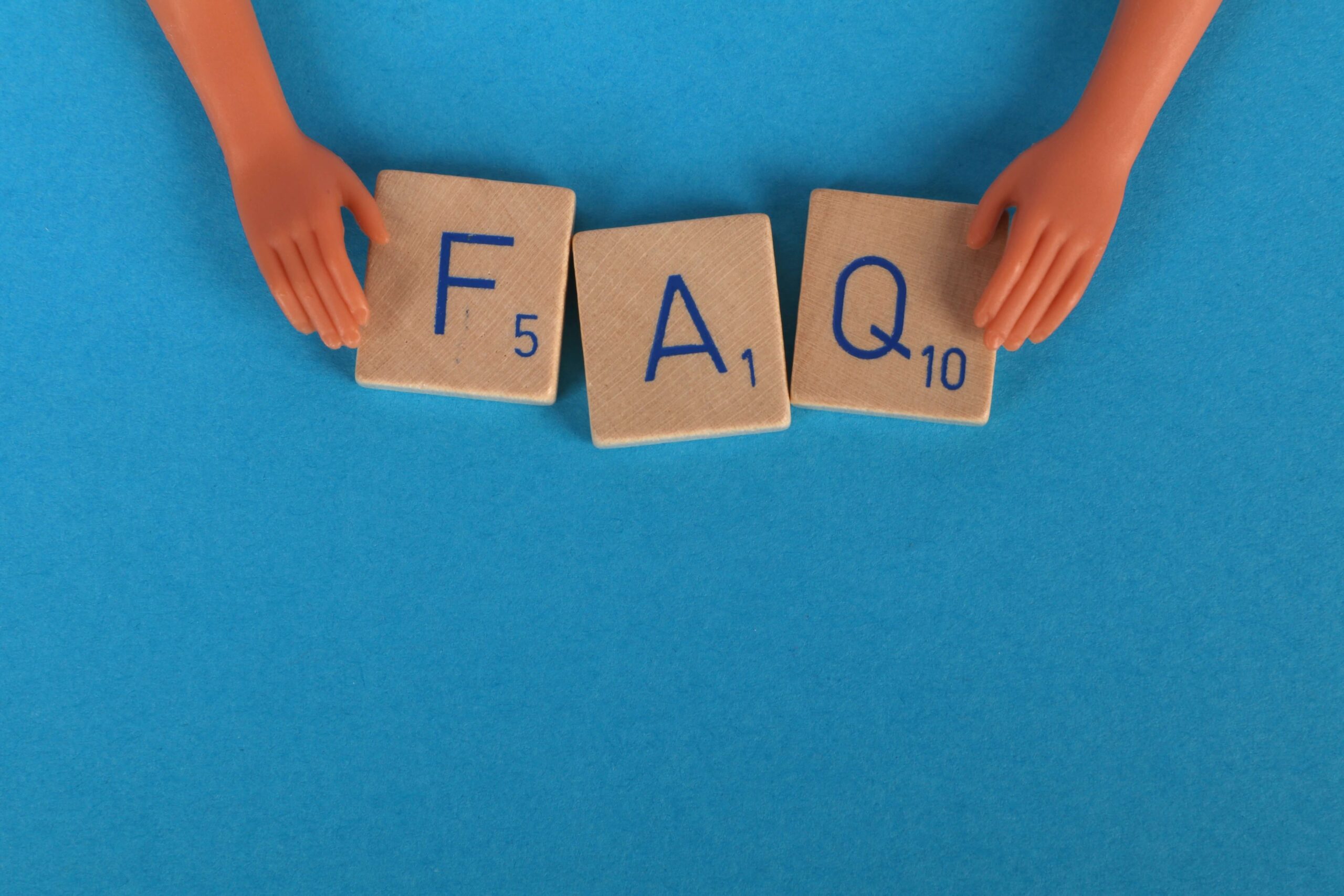 FAQ Scrabble tiles blue